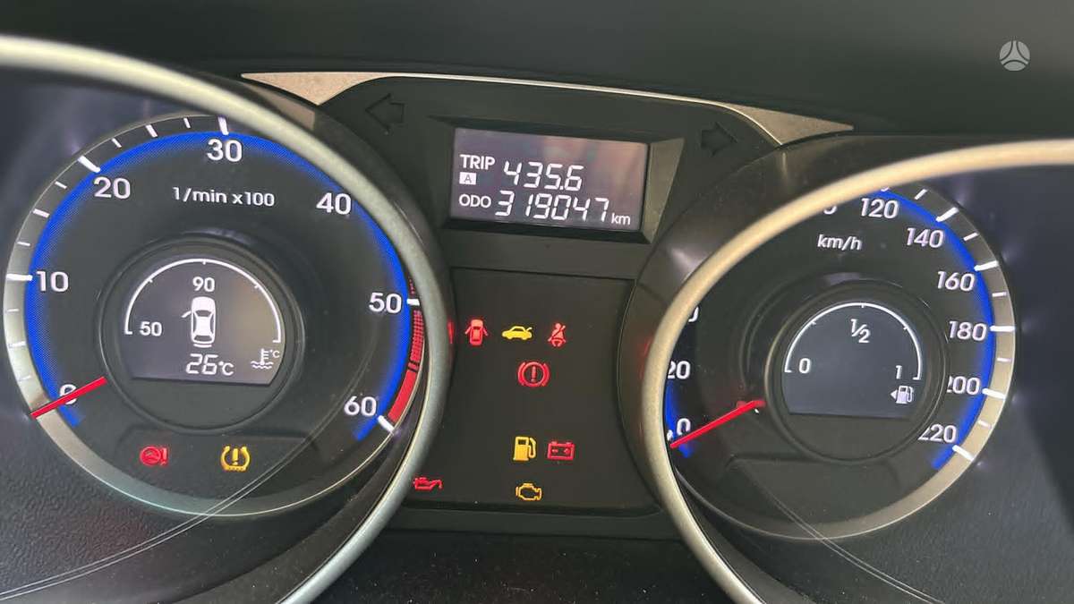 Hyundai ix35 2015 — photo 12