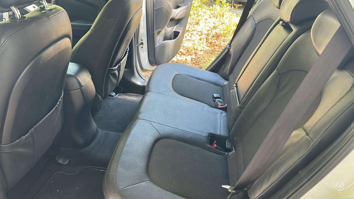 Hyundai ix35 2015 — photo 7