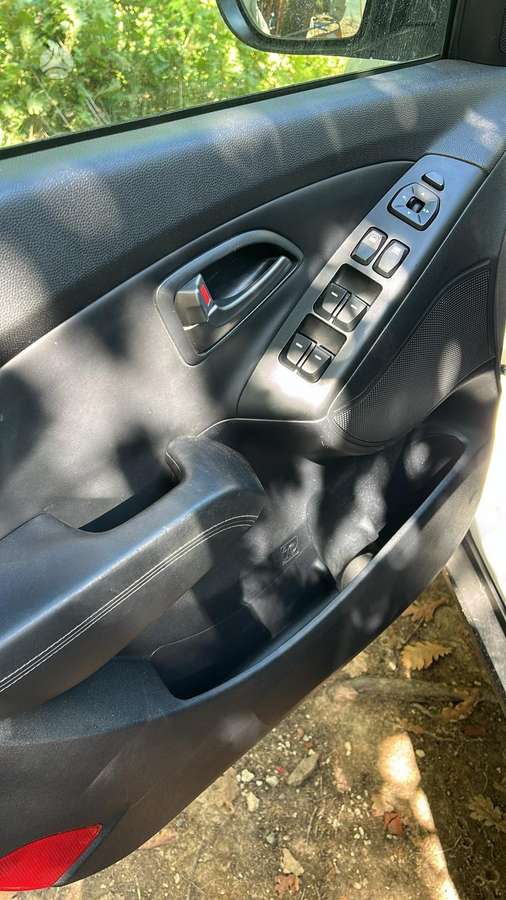 Hyundai ix35 2015 — photo 8