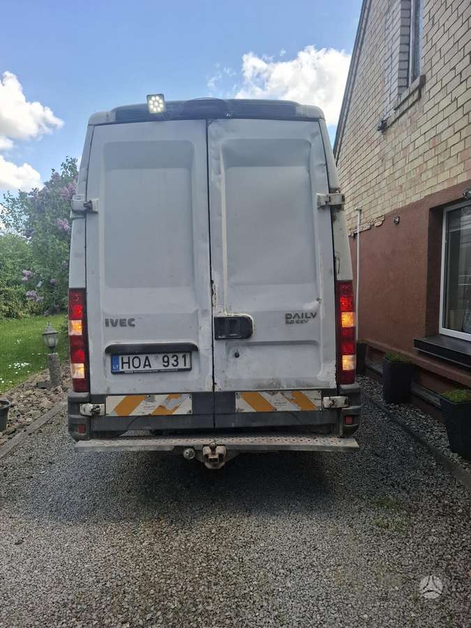 Iveco Daily 2010 — photo 17