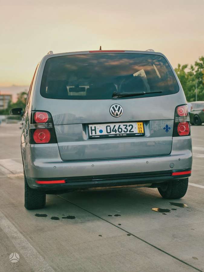 Volkswagen Touran 2008 — photo 11