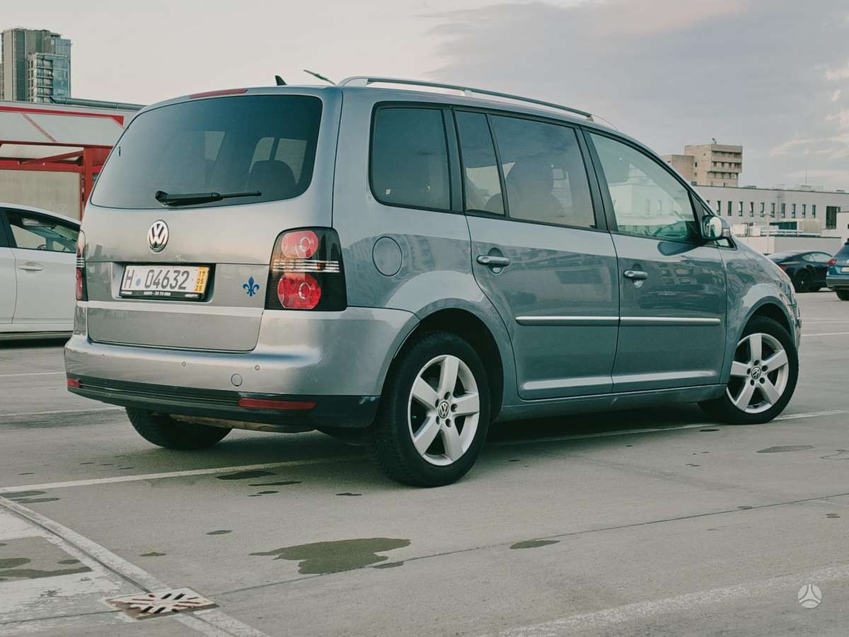 Volkswagen Touran 2008 — photo 8