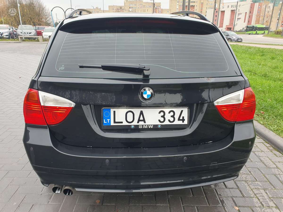 BMW 325 2005 — photo 5