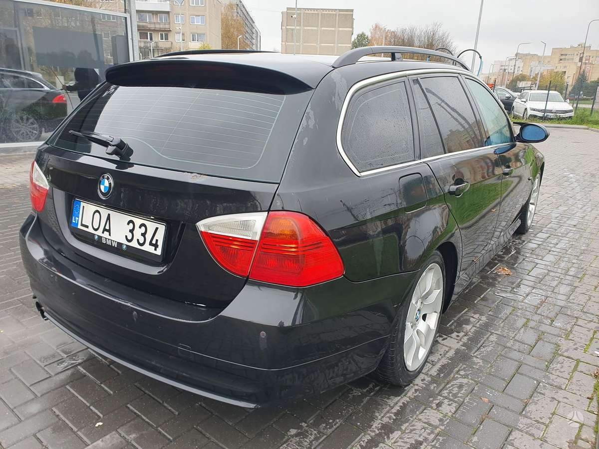 BMW 325 2005 — photo 6
