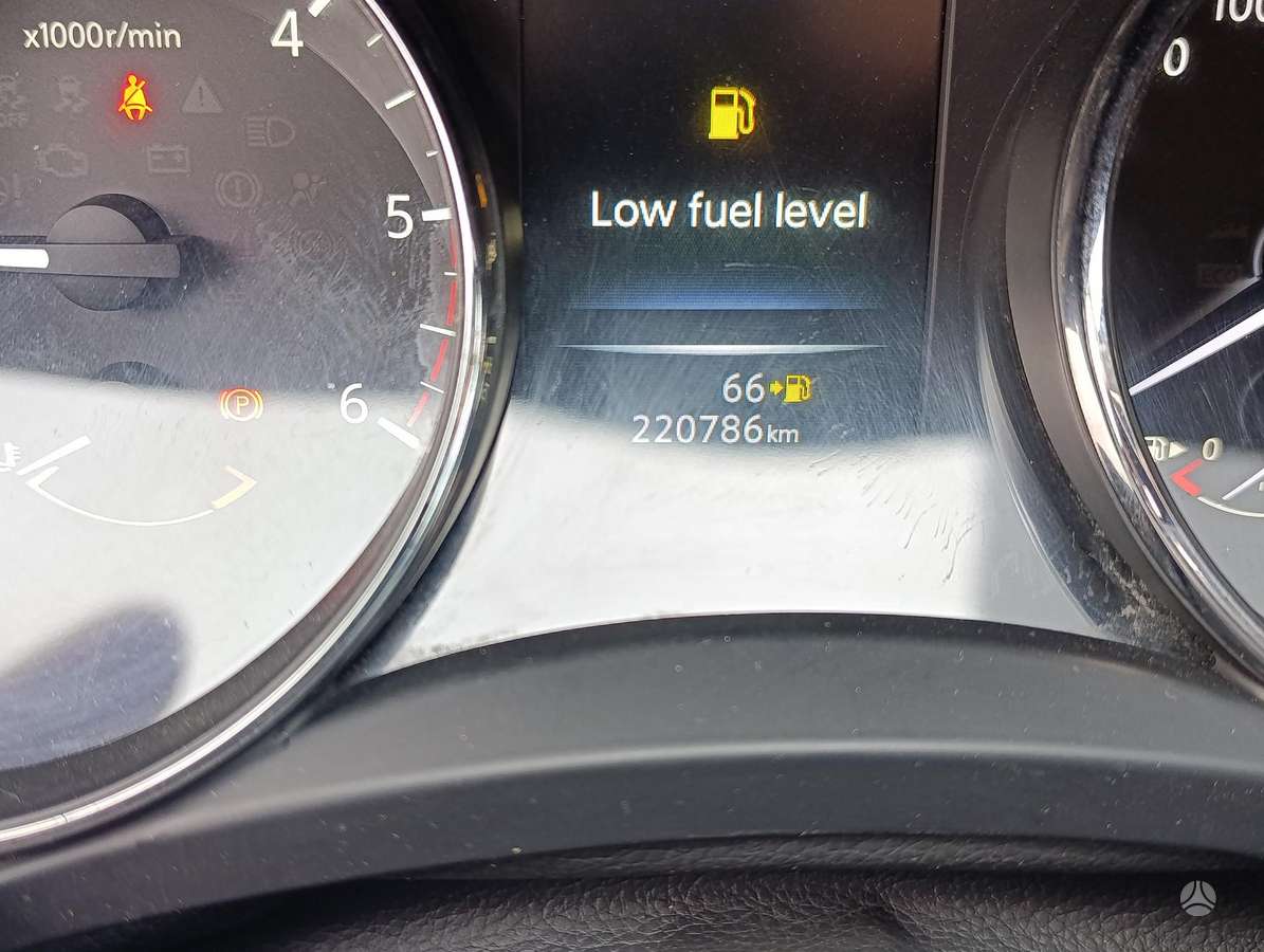 Nissan Qashqai 2015 — photo 16