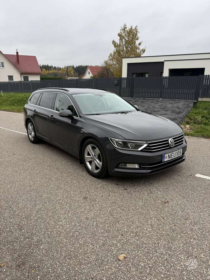 Volkswagen Passat 2015 — interior