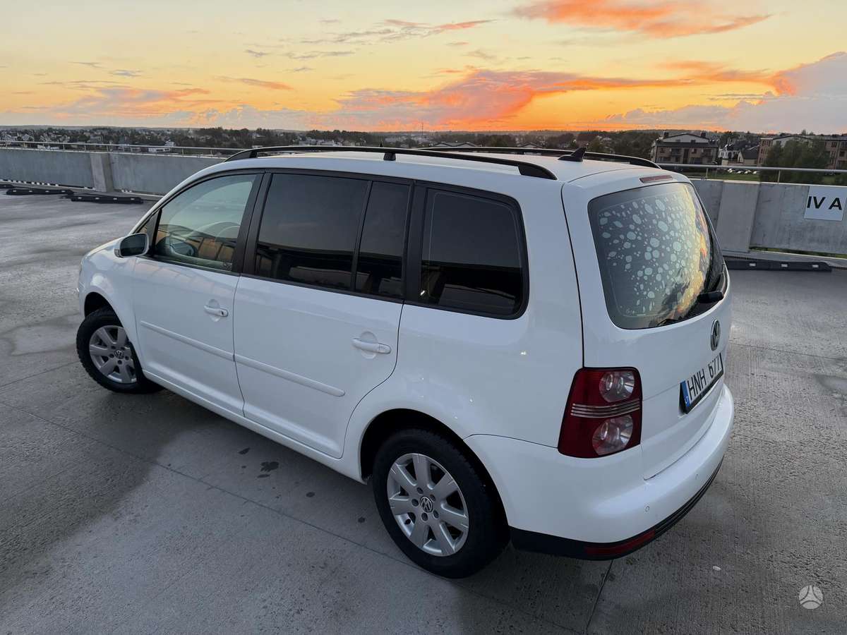 Volkswagen Touran 2008 — photo 8