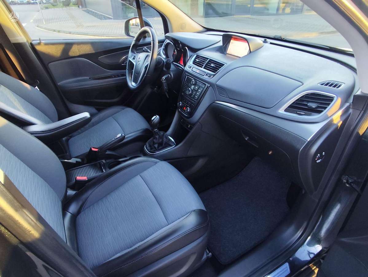Opel Mokka 2015 — фото 15