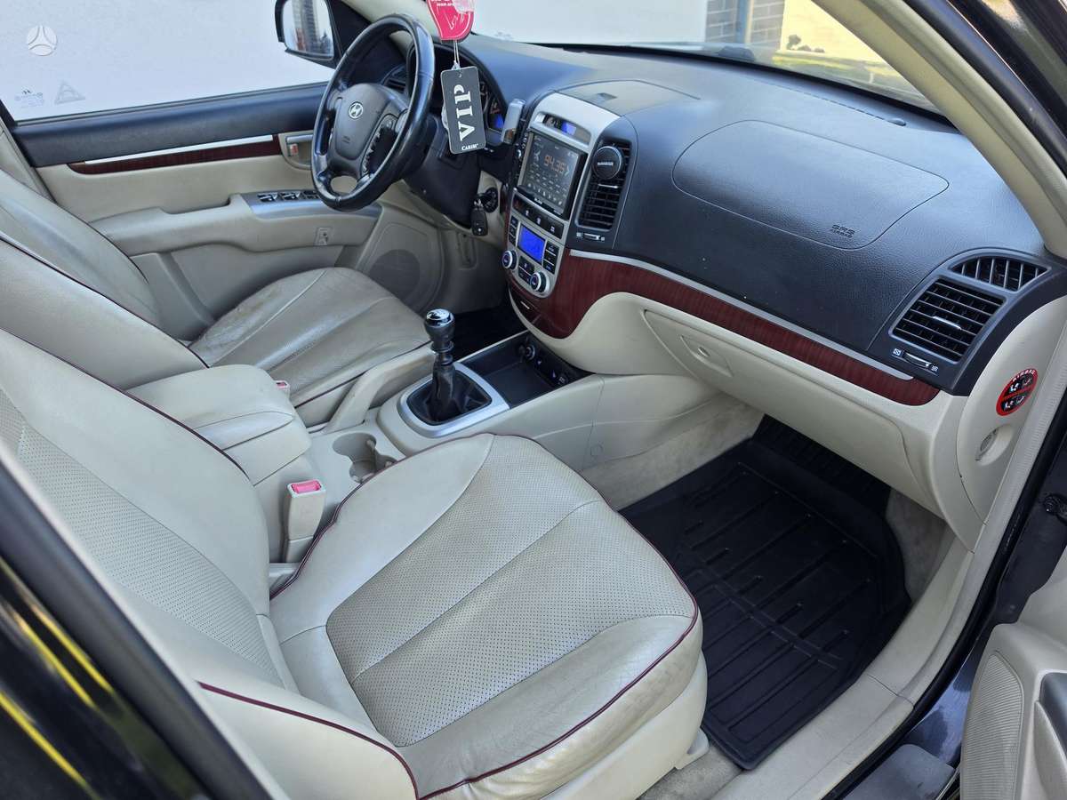 Hyundai Santa 2006 — photo 13