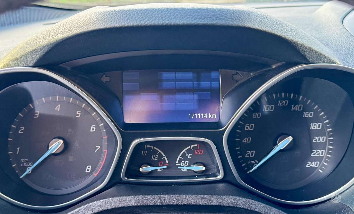 Ford Grand 2014 — photo 26