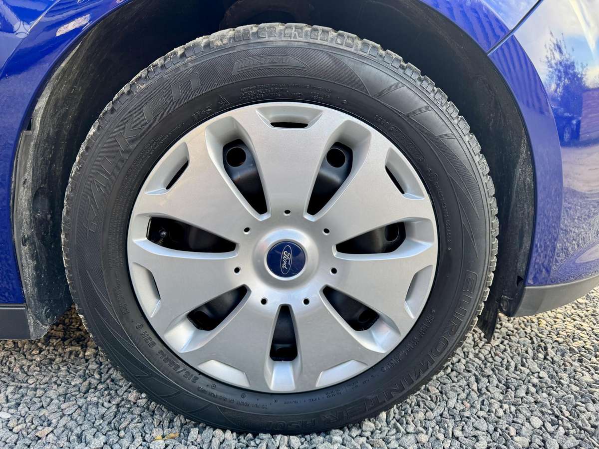 Ford Grand 2014 — photo 52
