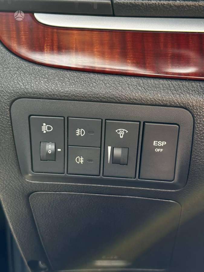 Hyundai Santa 2006 — photo 23