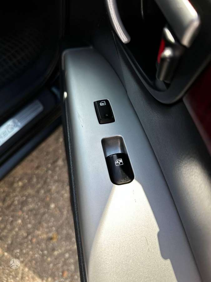 Hyundai Santa 2006 — photo 26