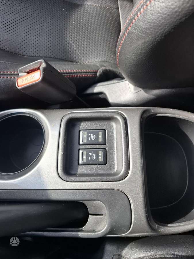 Nissan Juke 2013 — photo 12