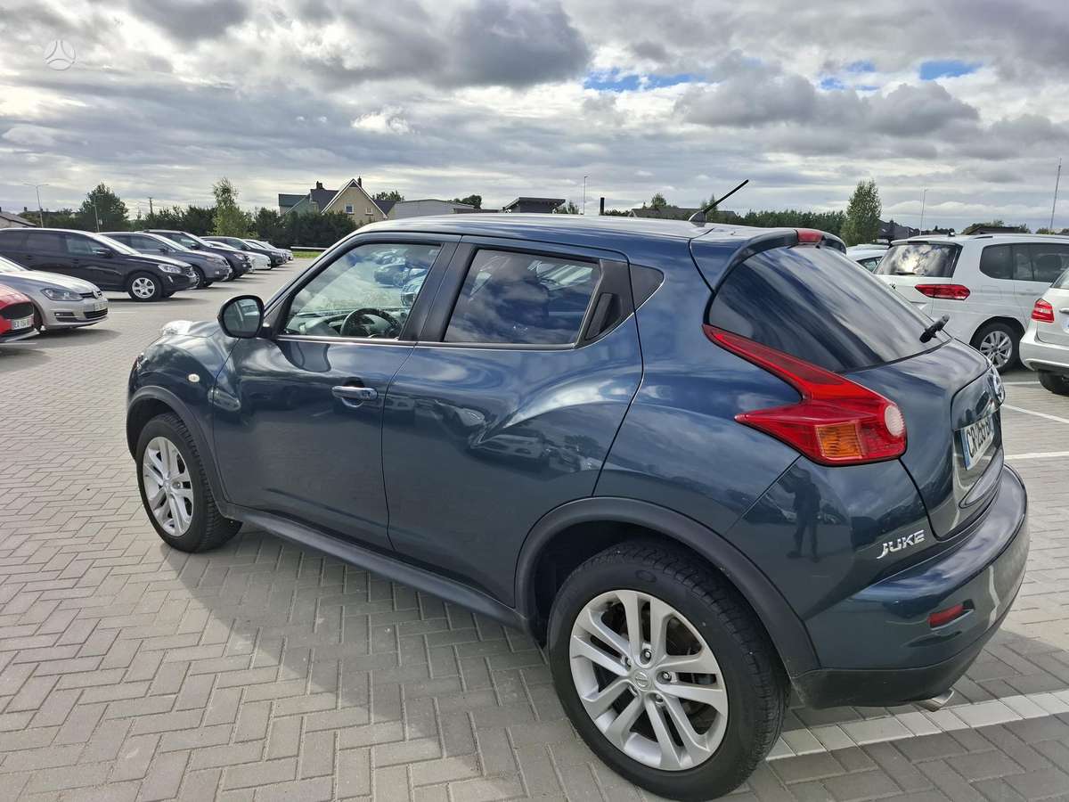 Nissan Juke 2013 — engine 1500 cm³, 110 HP (81kW)