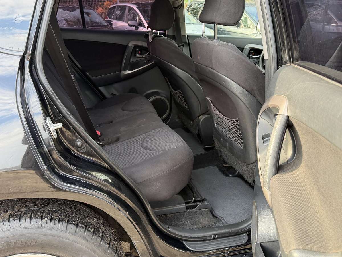 Toyota RAV4 2007 — photo 11