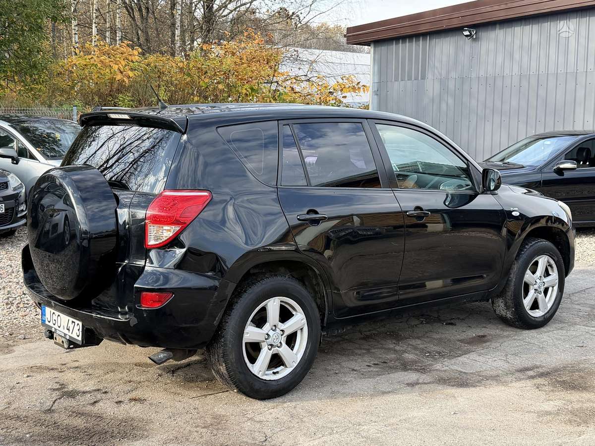 Toyota RAV4 2007 — engine 2231 cm³, 136 HP (100kW)
