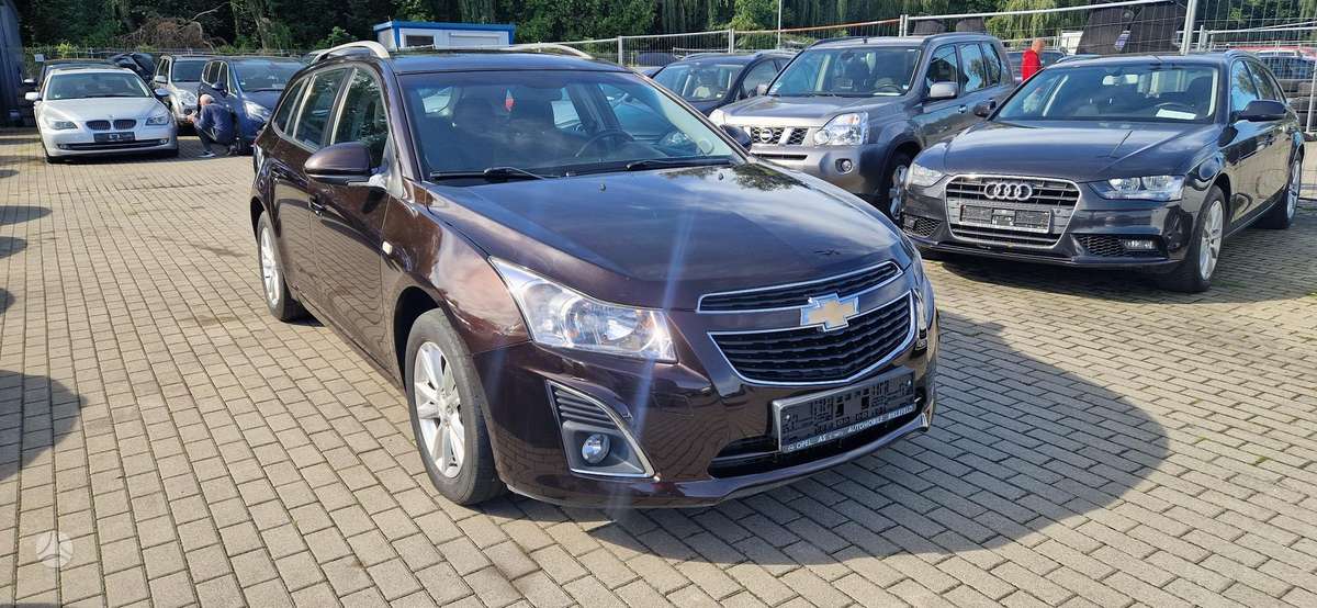 Chevrolet Cruze 2013 — rear view