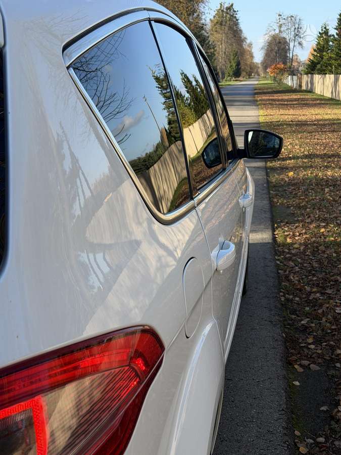 Ford S-MAX 2012 — фото 14