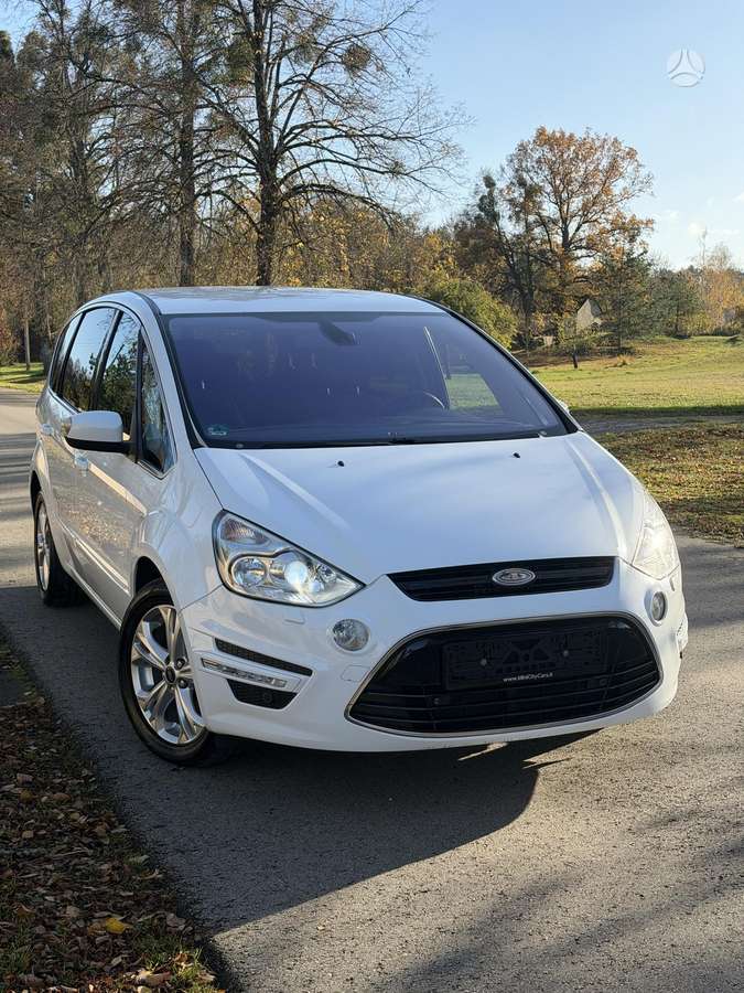 Ford S-MAX 2012 — салон