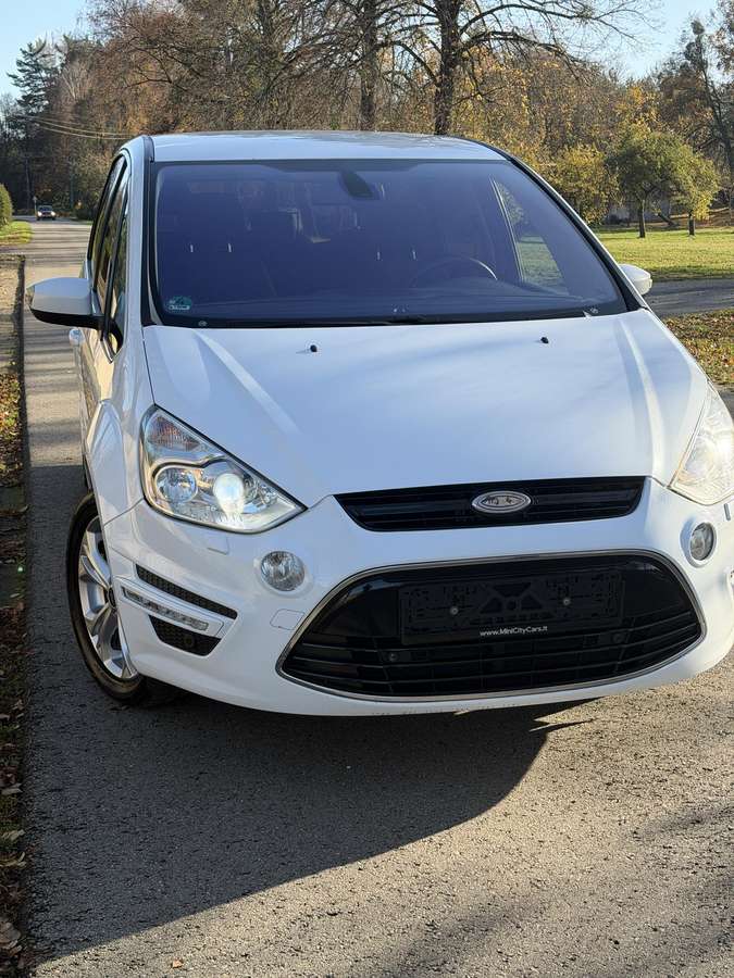 Ford S-MAX 2012 — двигун 2000 cm³, 140 HP (103kW)