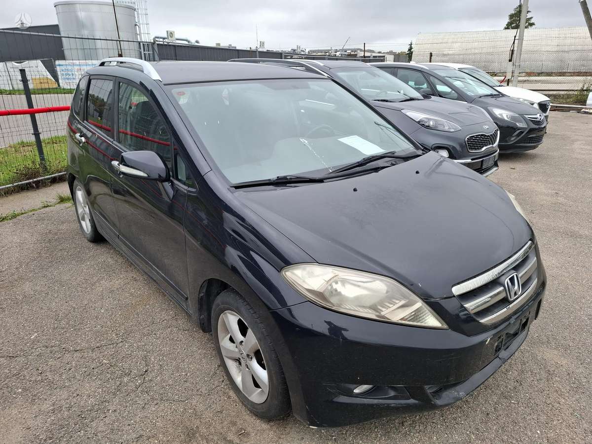 Honda FR-V 2008 — interior