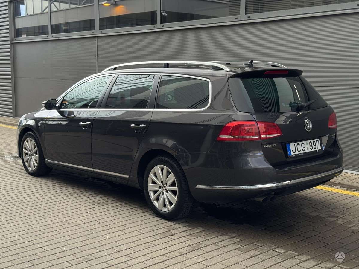 Volkswagen Passat 2011 — двигун 1968 cm³, 140 HP (103kW)