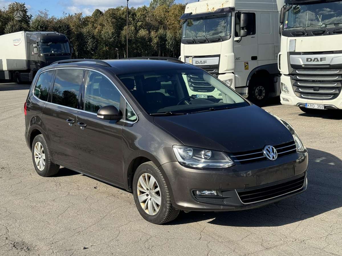 Volkswagen Sharan 2014 — вигляд ззаду