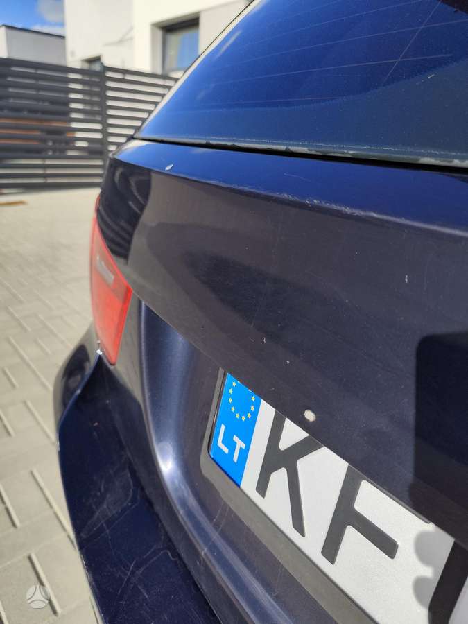 BMW 330 2008 — engine 1995 cm³, 177 HP (130kW)