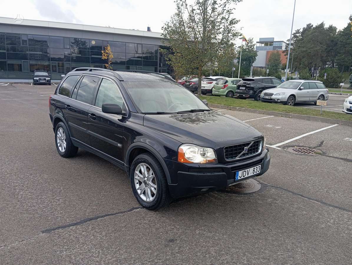 Volvo XC90 2006 — interior