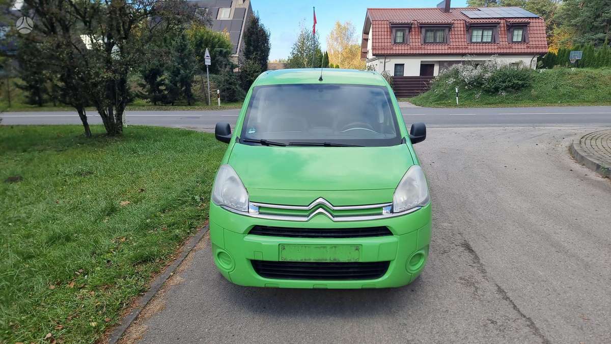 Citroen Berlingo 2014 — салон