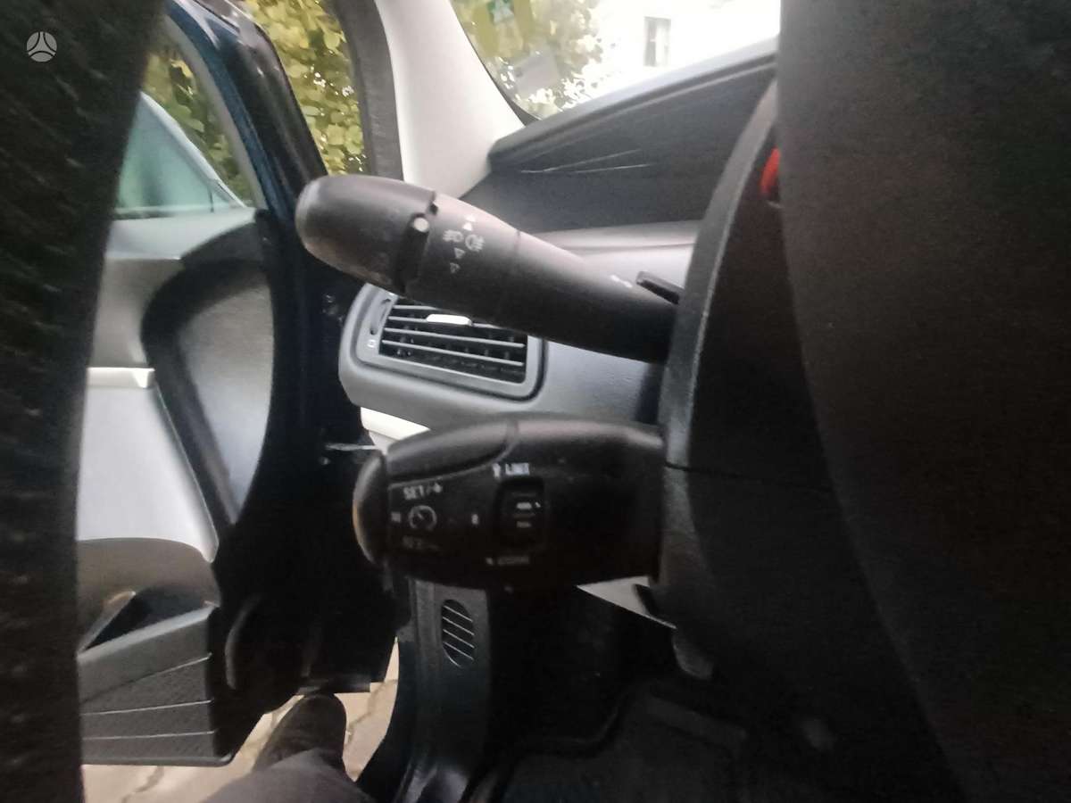 Peugeot 807 2013 — photo 14