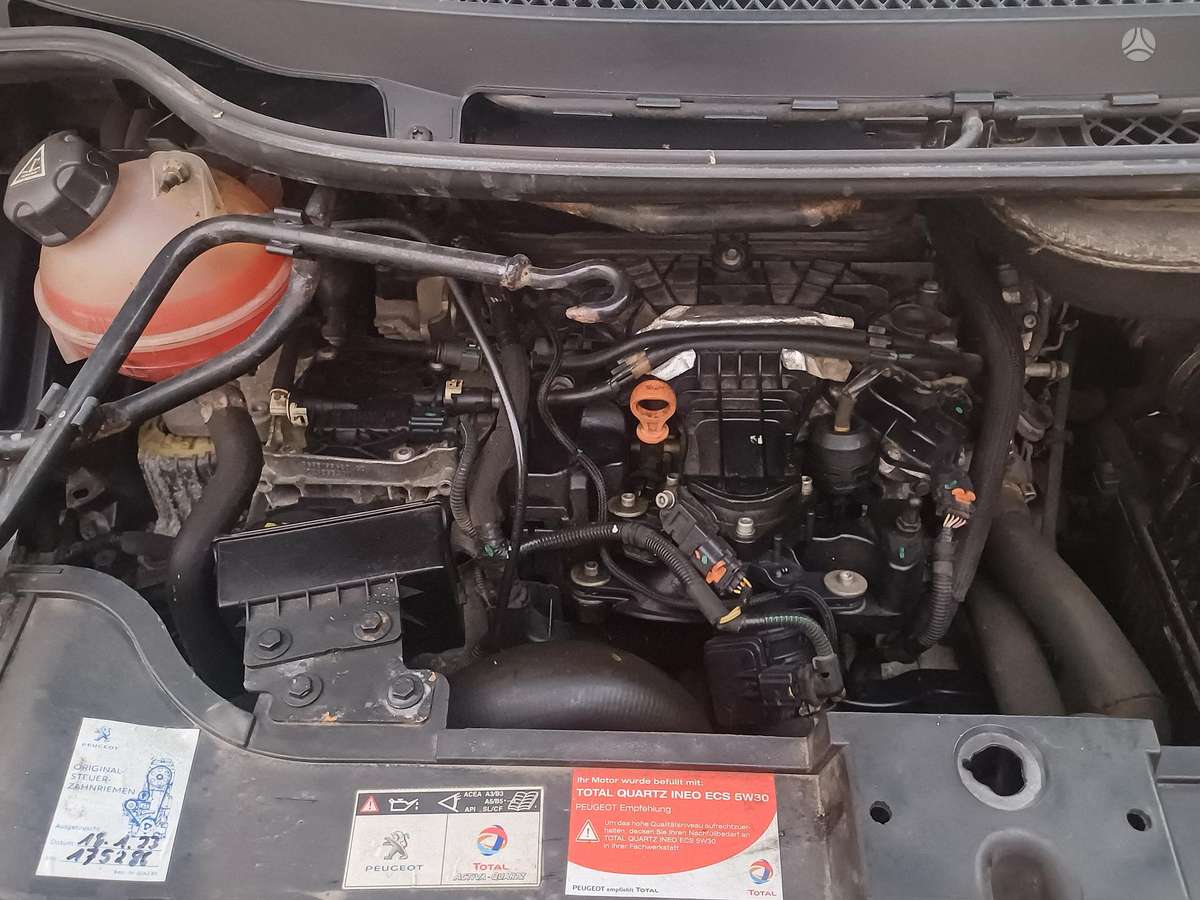 Peugeot 807 2013 — photo 19