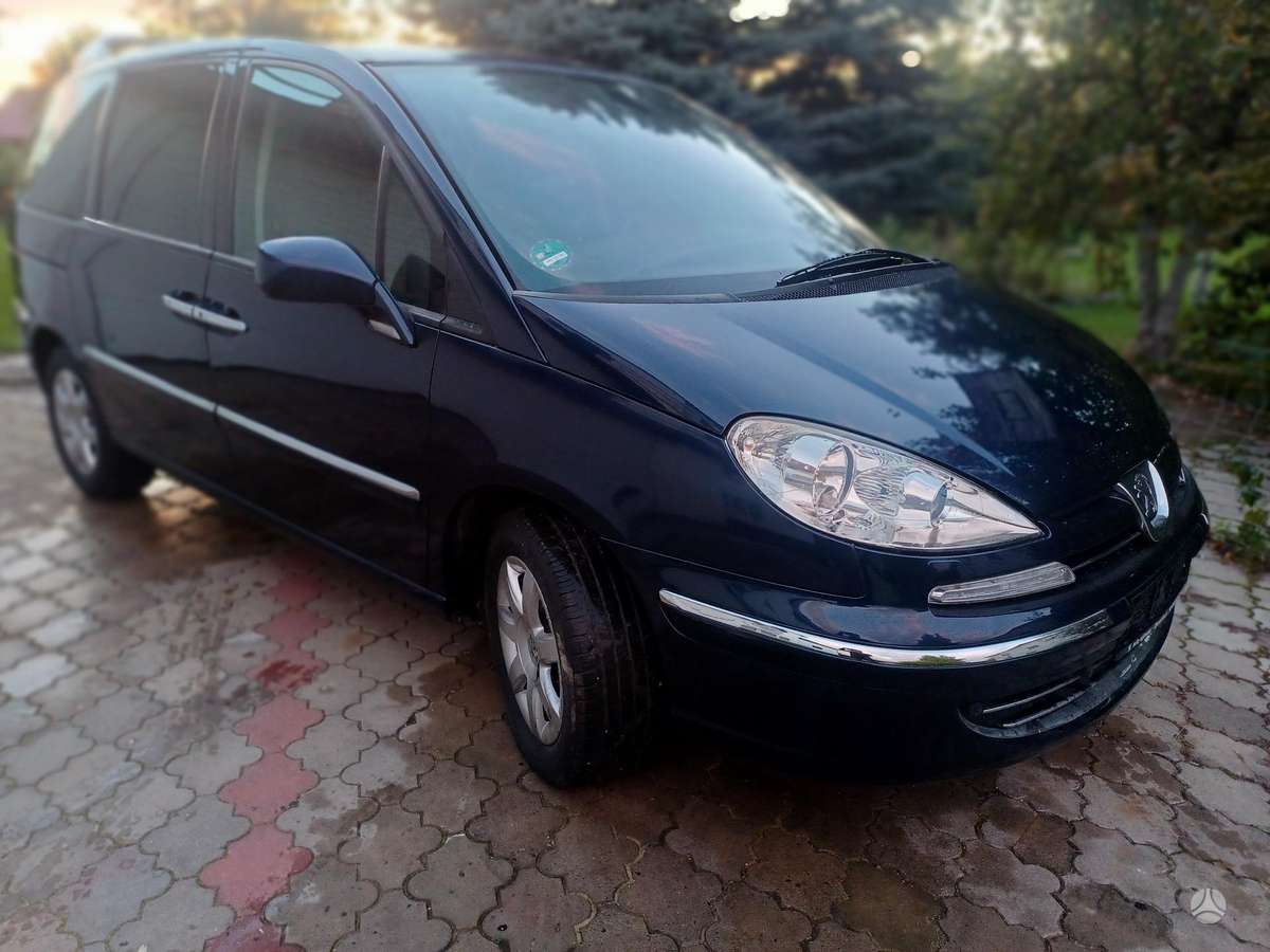 Peugeot 807 2013 — rear view