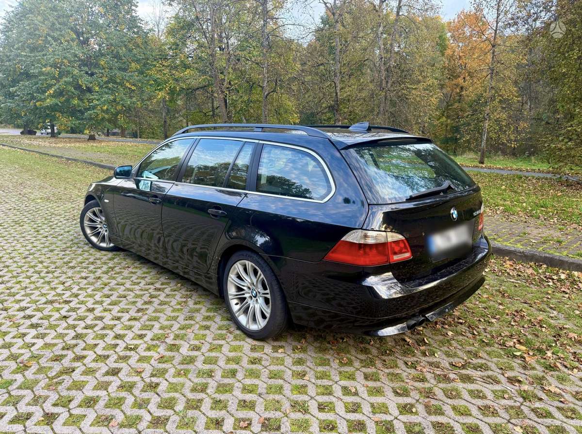 BMW 530 2004 — photo 10