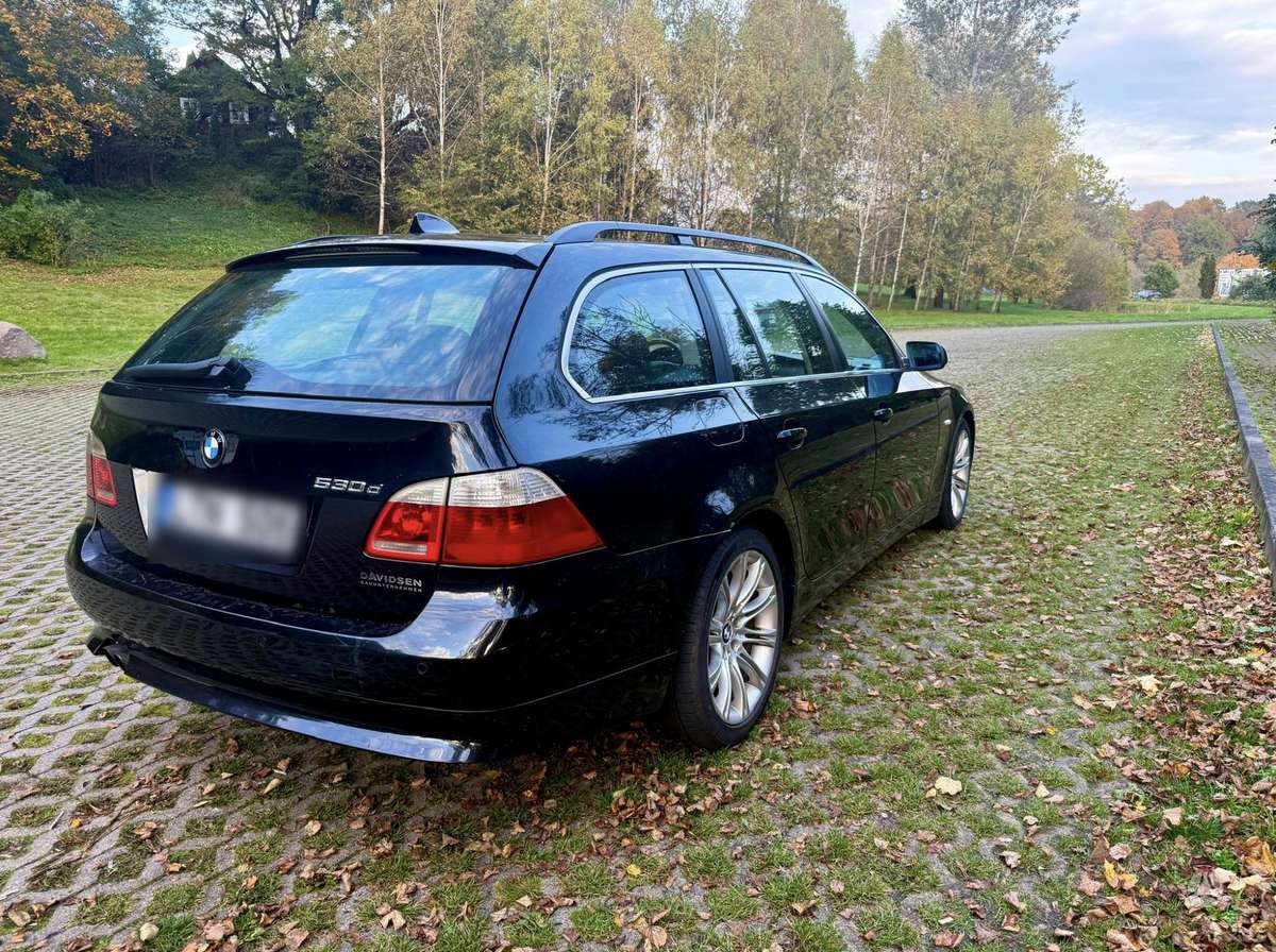 BMW 530 2004 — photo 7