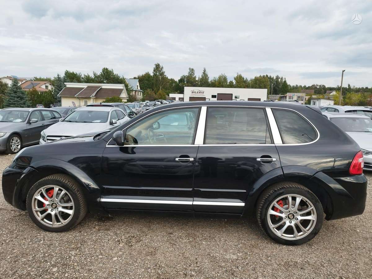 Porsche Cayenne 2004 — двигун 3189 cm³, 250 HP (184kW)