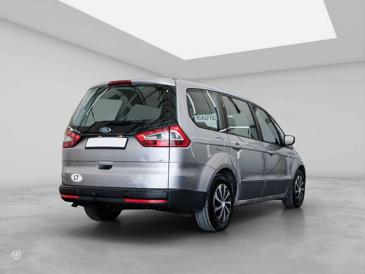 Ford Galaxy 2008 — салон