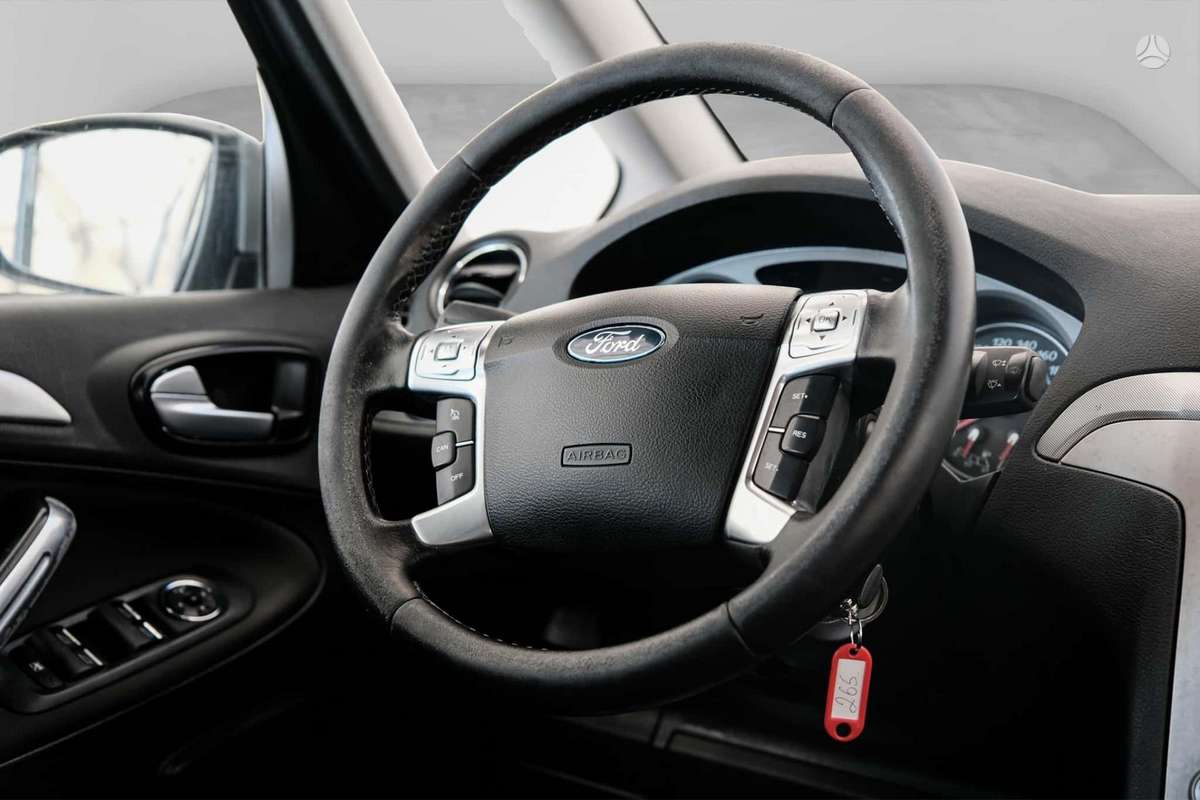 Ford Galaxy 2008 — фото 6
