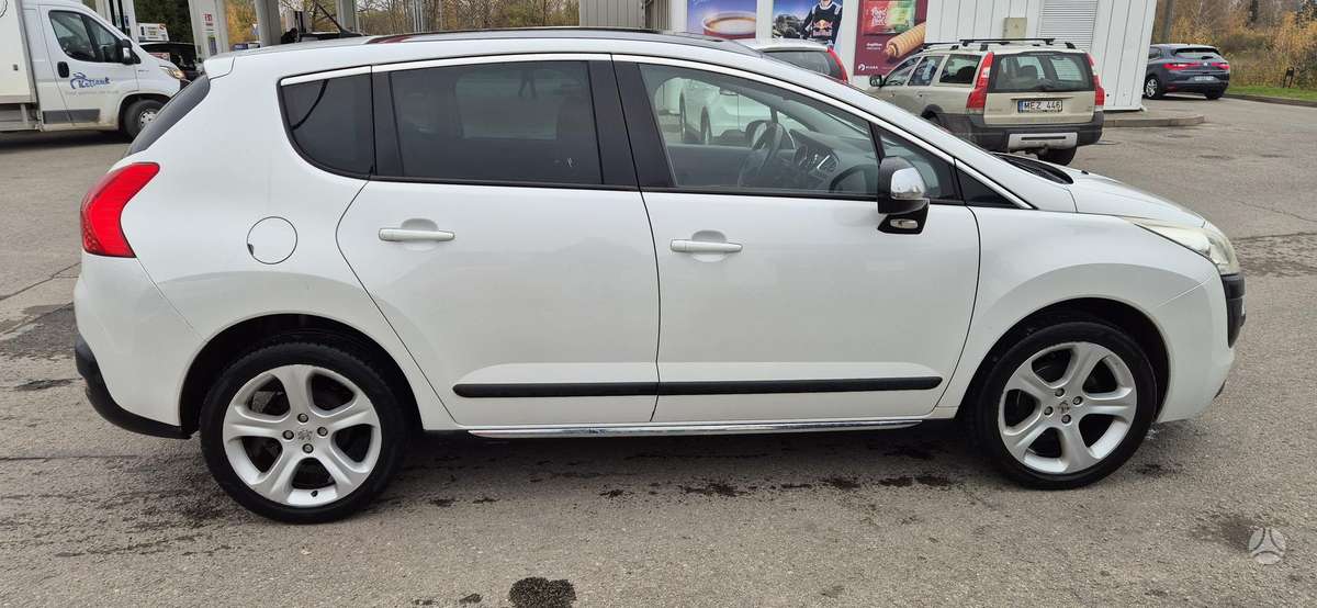 Peugeot 3008 2013 — photo 7