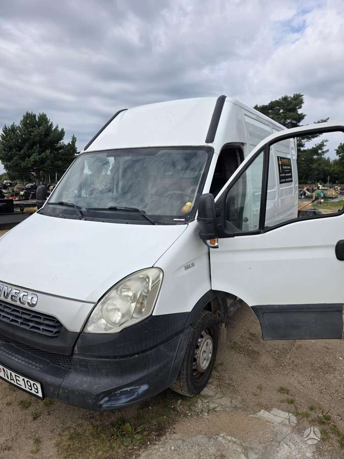 Iveco Daily 2012 — салон