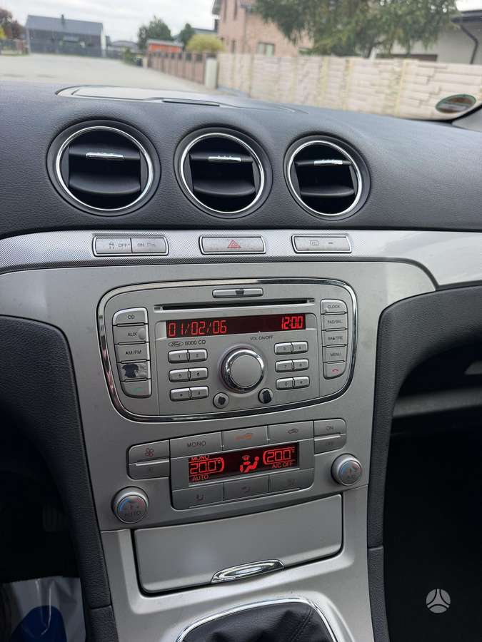 Ford S-MAX 2008 — photo 15