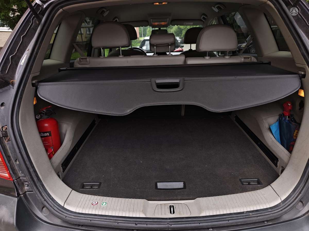Opel Antara 2012 — photo 9
