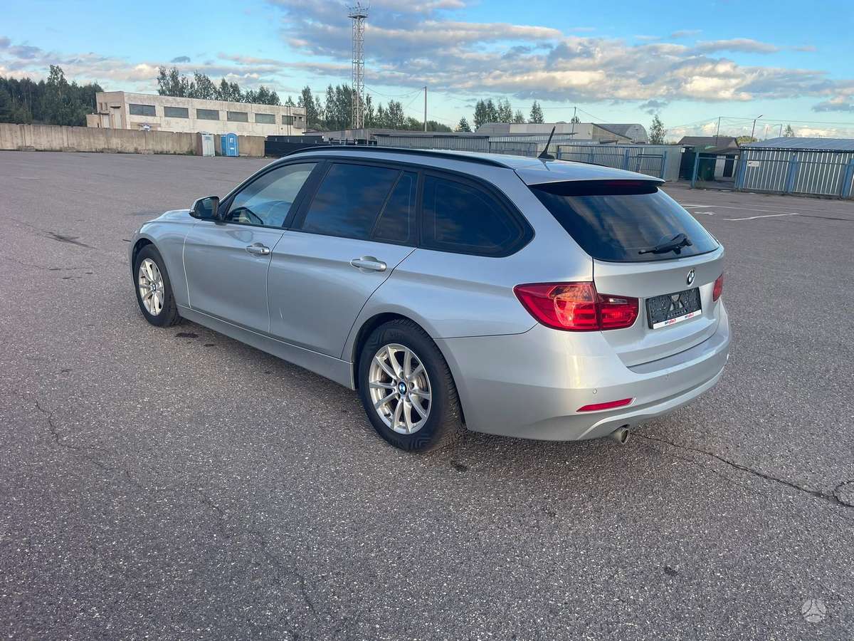 BMW 320 2014 — photo 5