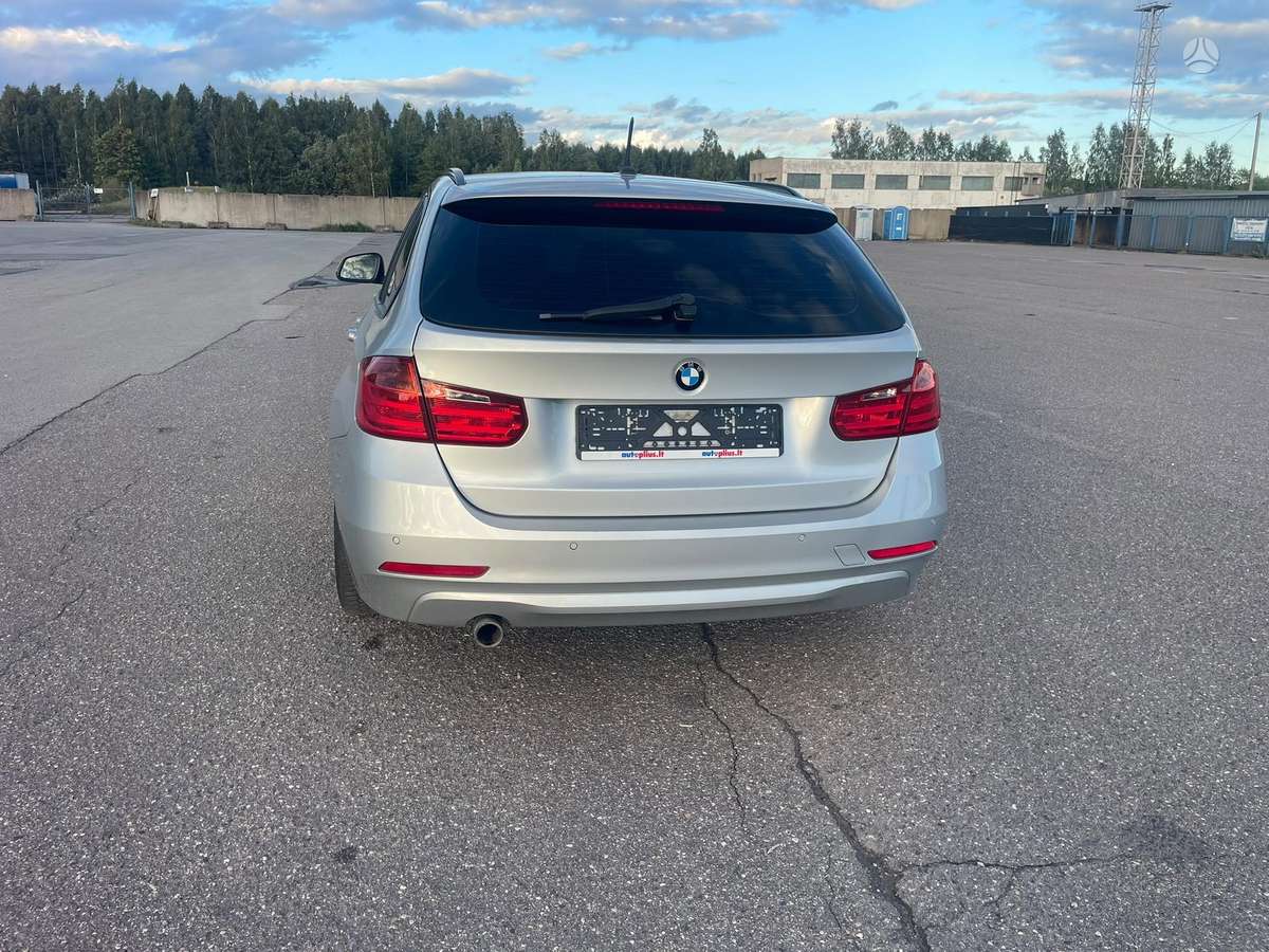 BMW 320 2014 — photo 6