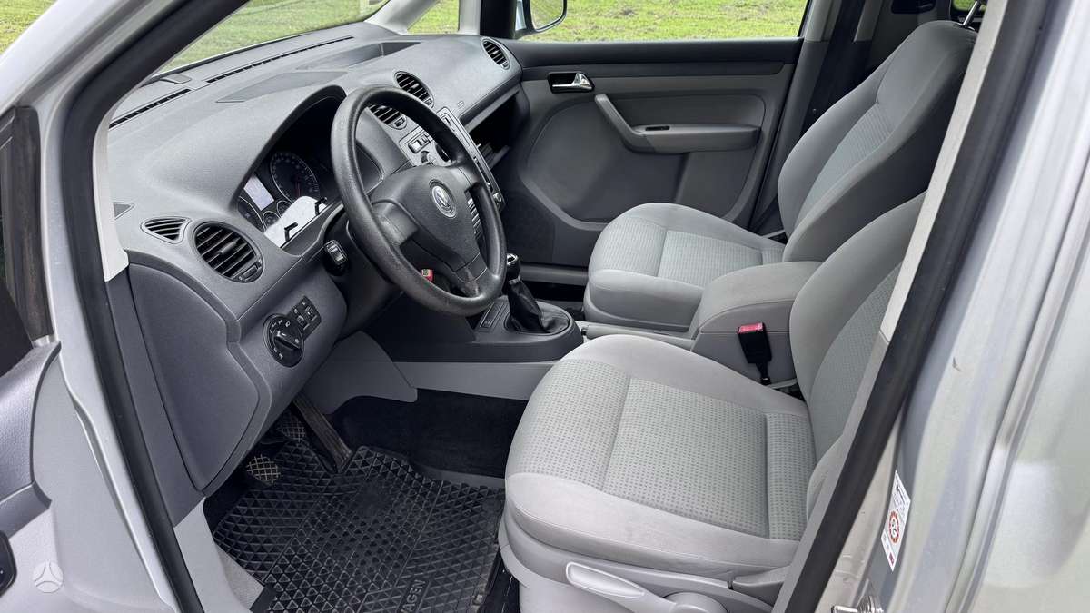 Volkswagen Caddy 2009 — photo 10