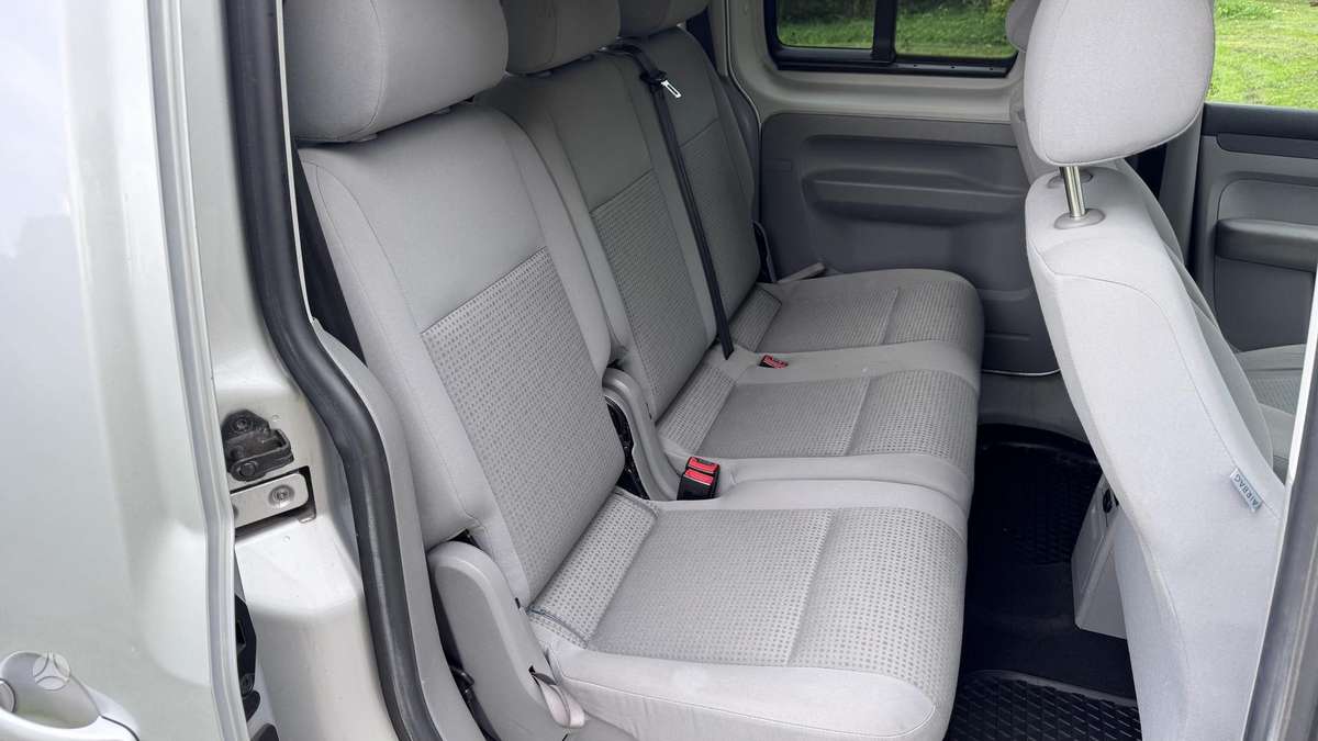 Volkswagen Caddy 2009 — photo 12