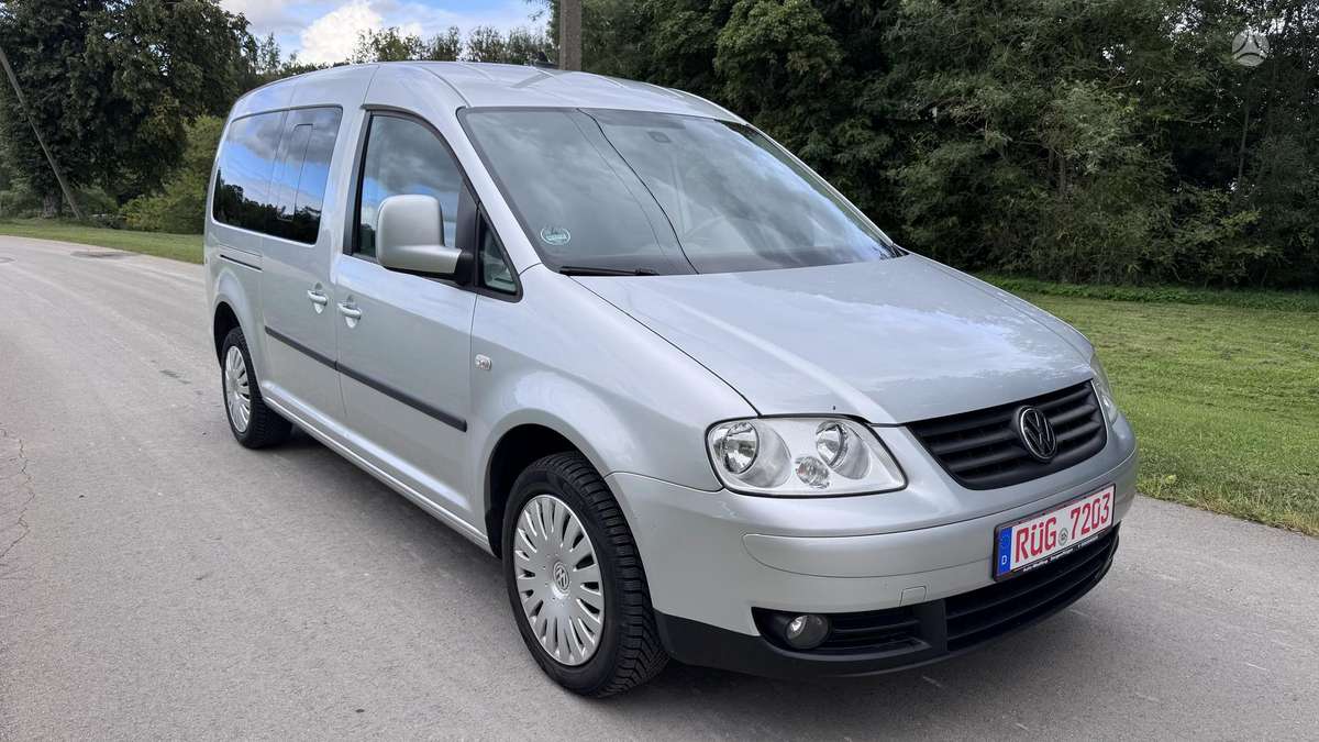 Volkswagen Caddy 2009 — rear view