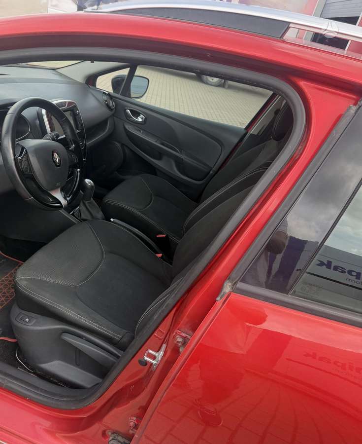 Renault Clio 2015 — фото 7