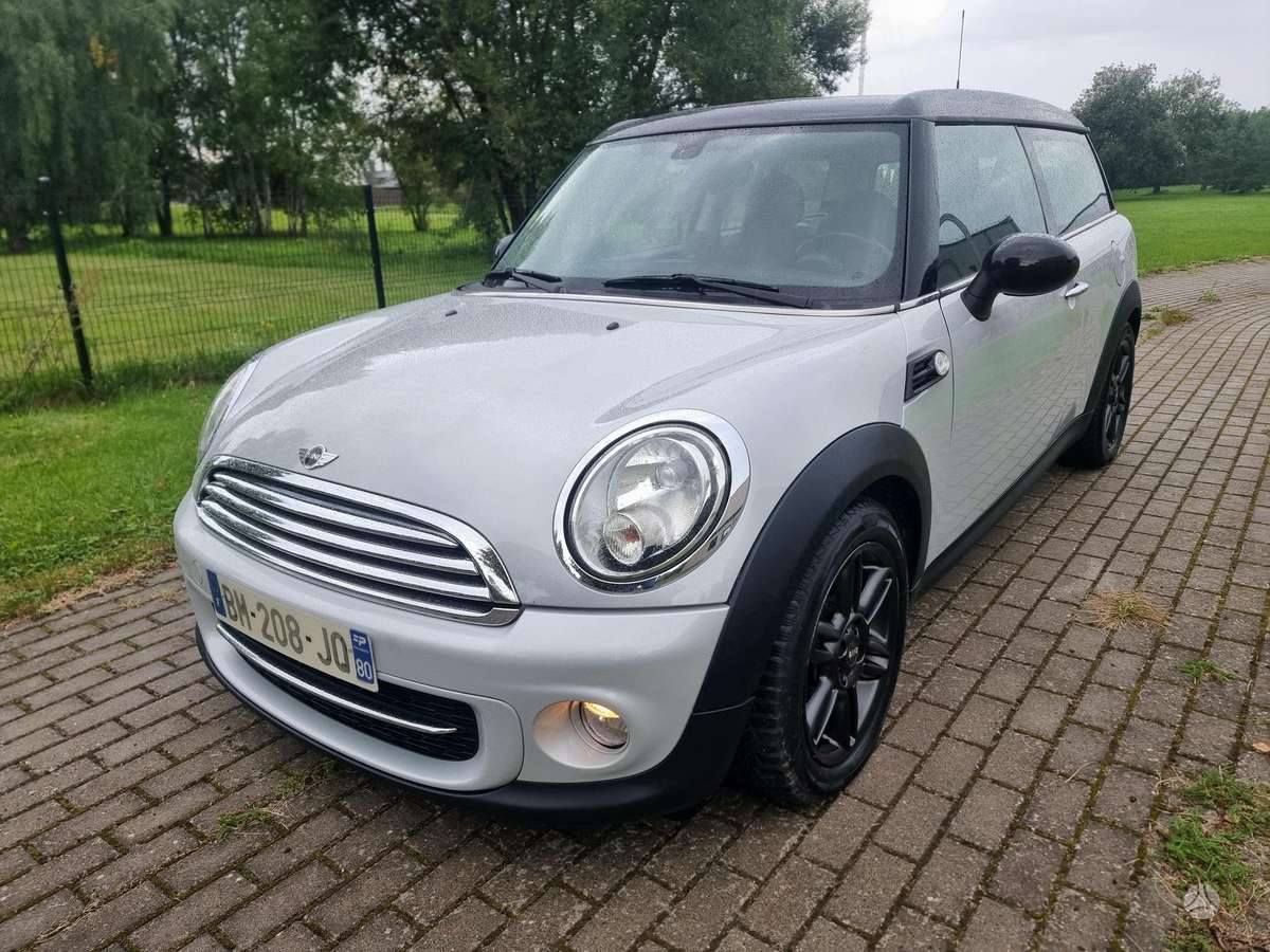Mini Cooper, 2011